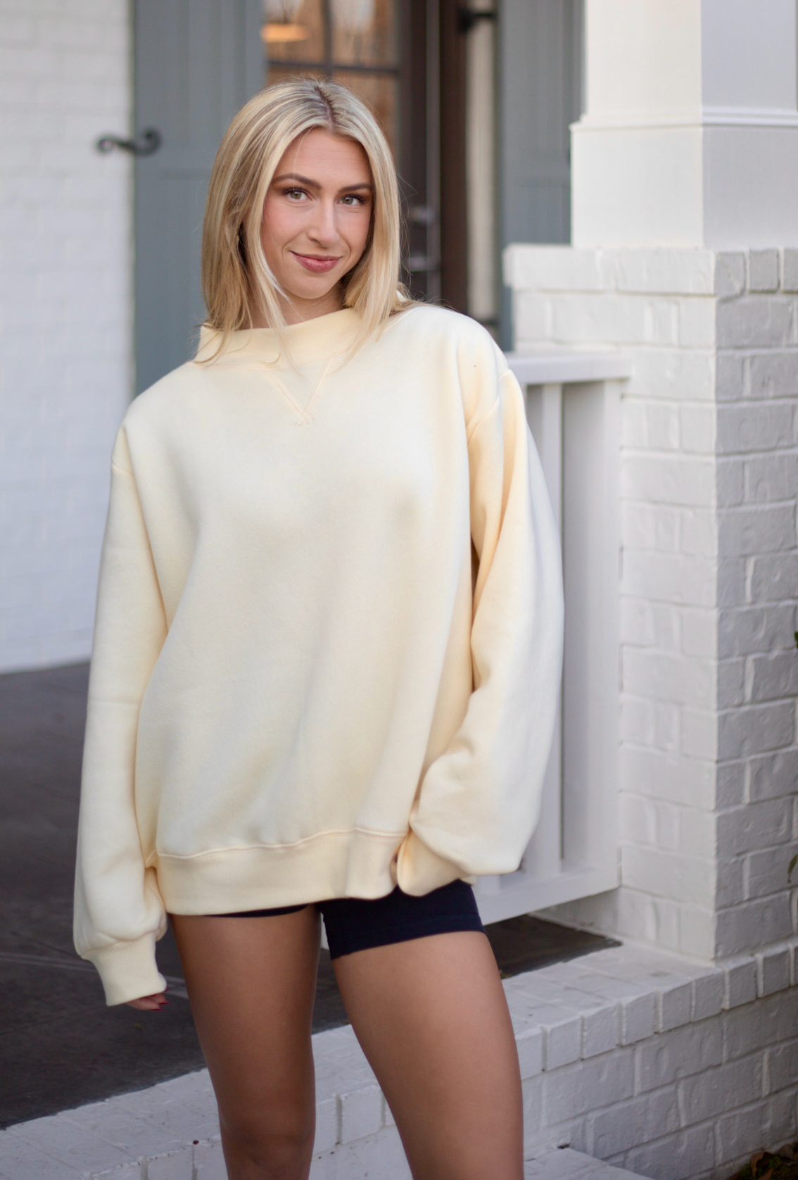 Parker Oversized Sweatshirt Butter Yellow
