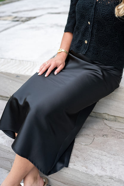 Livi Midi Slip Skirt